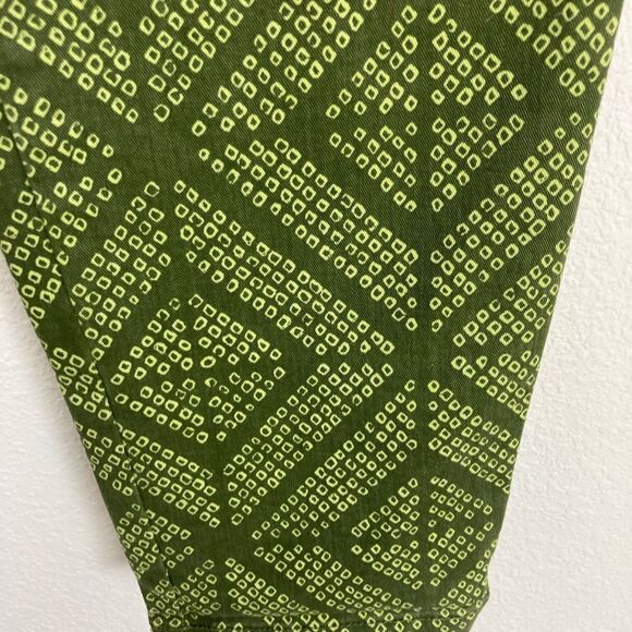 Gap geometric skinny khakis, cool print army green w/ deep yellow& white - Picture 4 of 10